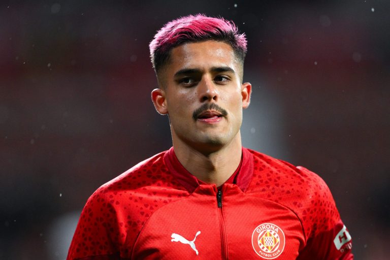 Man City to sell defender Couto to Dortmund