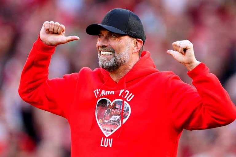 Klopp denies interest in England job