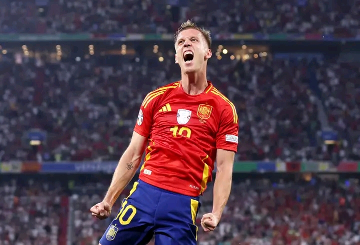 Dani Olmo’s Agents in Talks with RB Leipzig Over Barcelona Move