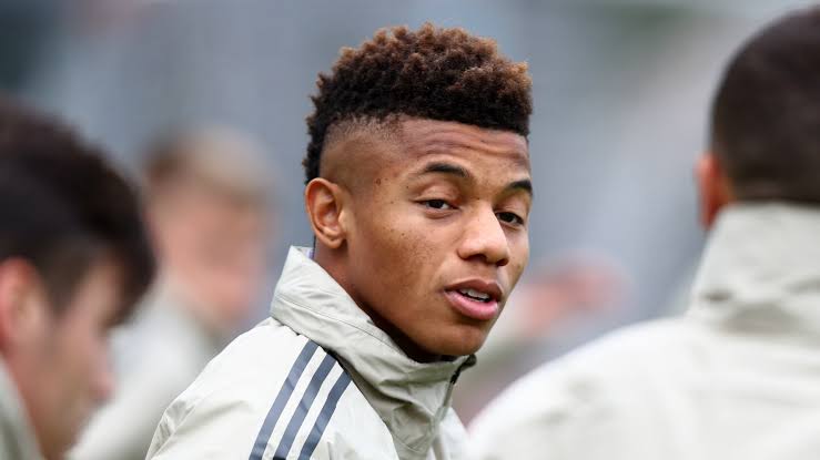 Napoli Close in on David Neres Signing as Talks Advance