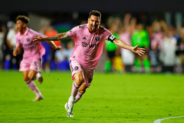 The Goal Race Heats Up: Cristiano Ronaldo Still Leads, But Lionel Messi Closes In
