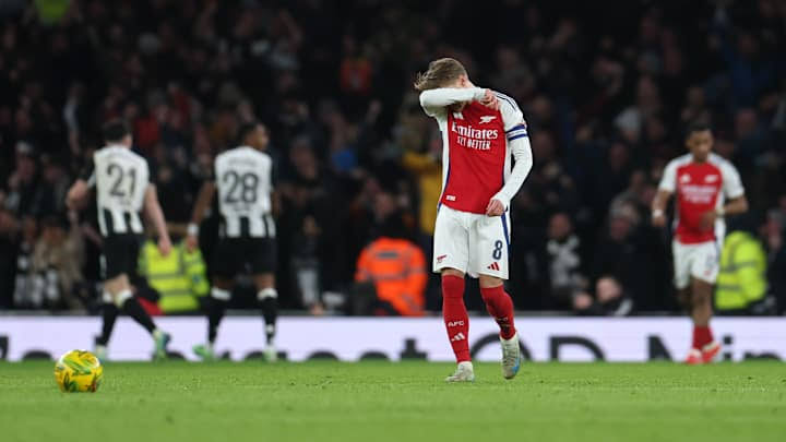 Newcastle Knock Arsenal Out of the Cup with Dominant 2-0 Win! ⚫⚪