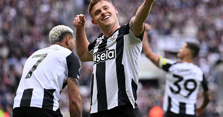 Historic Night at St. James’ Park: Newcastle Crush Manchester United 4-1