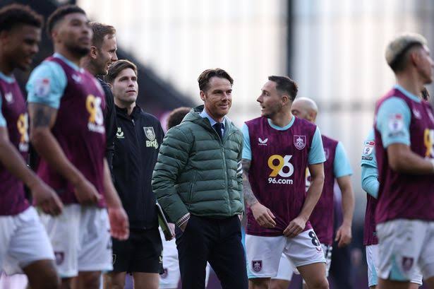 Leeds United and Burnley Promoted to the Premier League After Easter Monday Victories