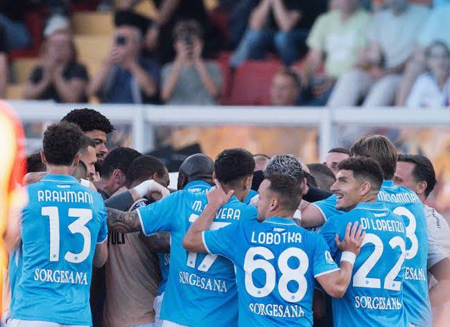 Napoli Defeats Lecce 1-0 to Stay Top of Serie A