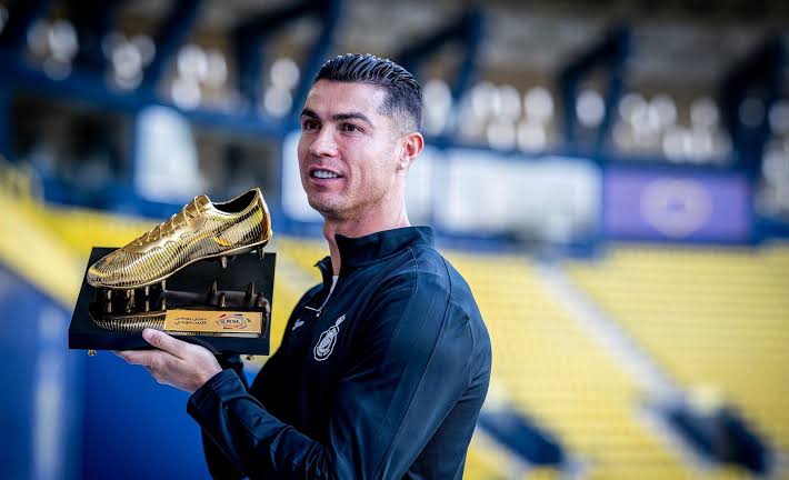 Cristiano Ronaldo Crowned Roshn Saudi League Top Scorer for 2024/25 Season