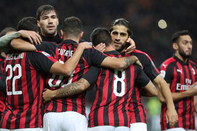 AC Milan Triumph Over Genoa in Dramatic 2-1 Comeback