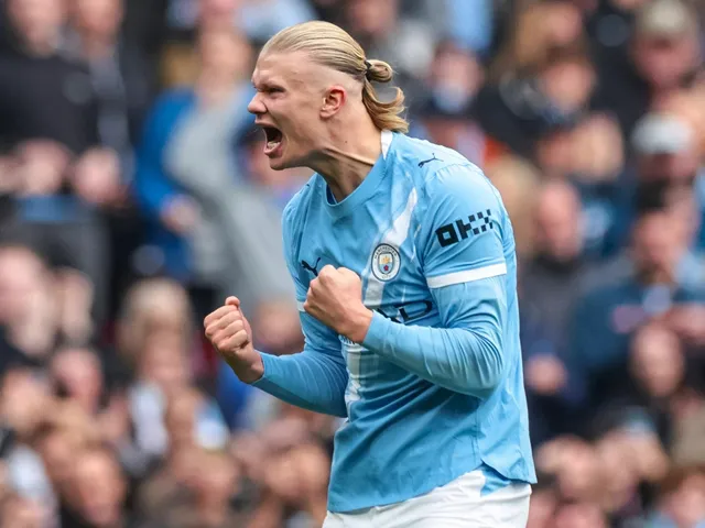 Erling Haaland Brace Fires Man City Past Everton to Go Top of the Premier League