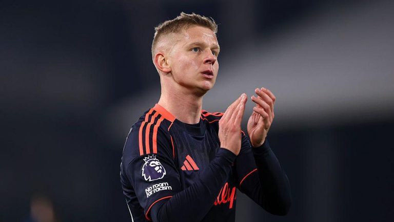 Oleksandr Zinchenko to Ajax: Medical Scheduled as Nottingham Forest Loan Terminated