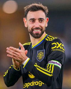 Bruno Fernandes Keeps It Diplomatic After Controversial Red Card Incident