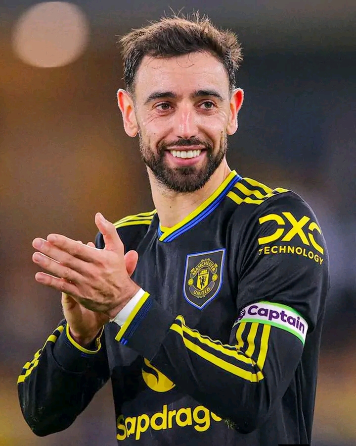 Bruno Fernandes Keeps It Diplomatic After Controversial Red Card Incident