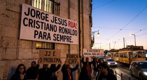 PORTUGAL IN TURMOIL: Pro-Ronaldo & Anti-Jorge Jesus Banners Plastered Across Lisbon After Squad Walkout!